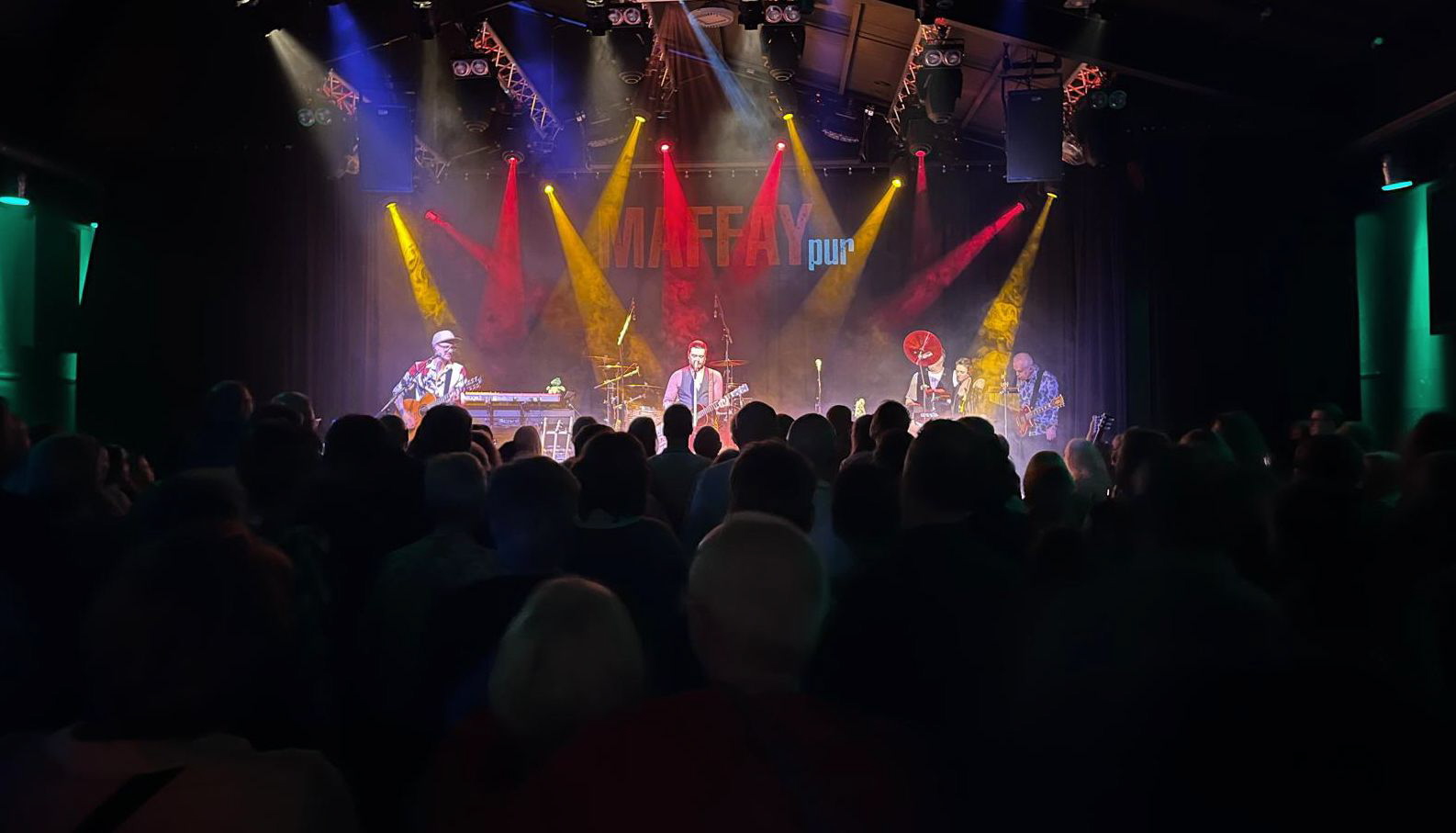 MAFFAY PUR GLÄNZEN BEI IHREM HÜTTENWERK-DEBUT